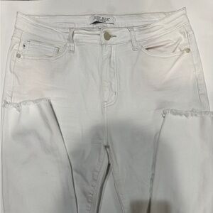 JUDY BLUE 13/31 white skinny jean